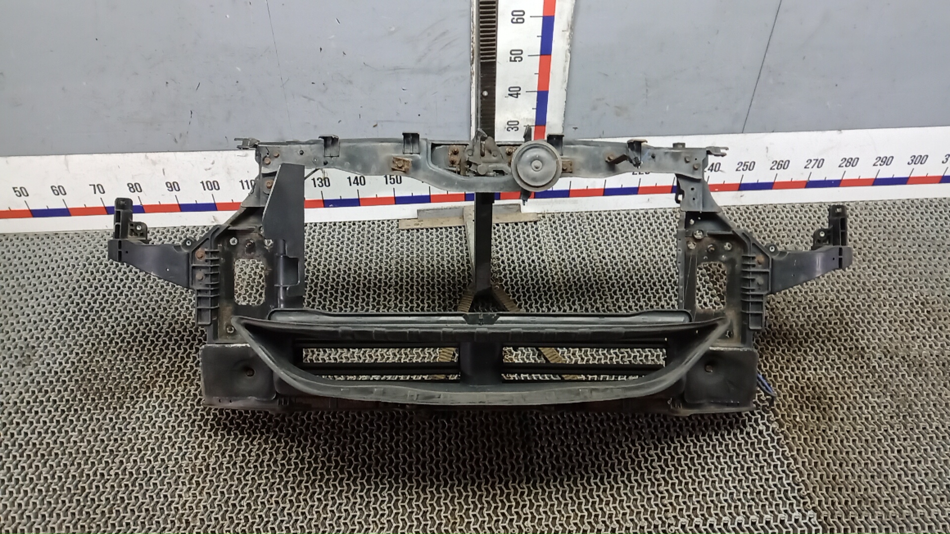 Передняя панель крепления облицовки (телевизор) Hyundai i40