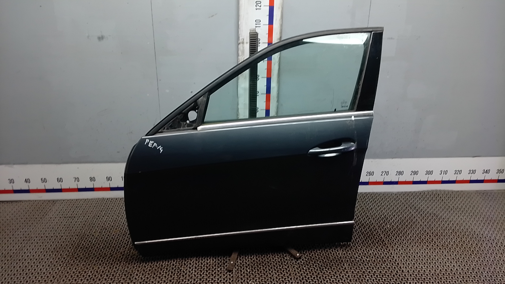 Дверь передняя левая Mercedes-Benz E-Class W212