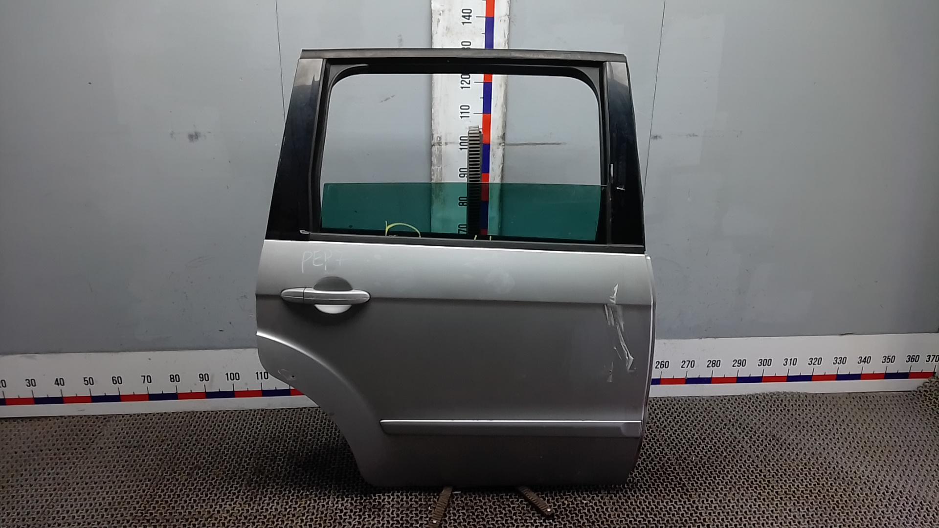 Дверь задняя правая Ford Galaxy 2