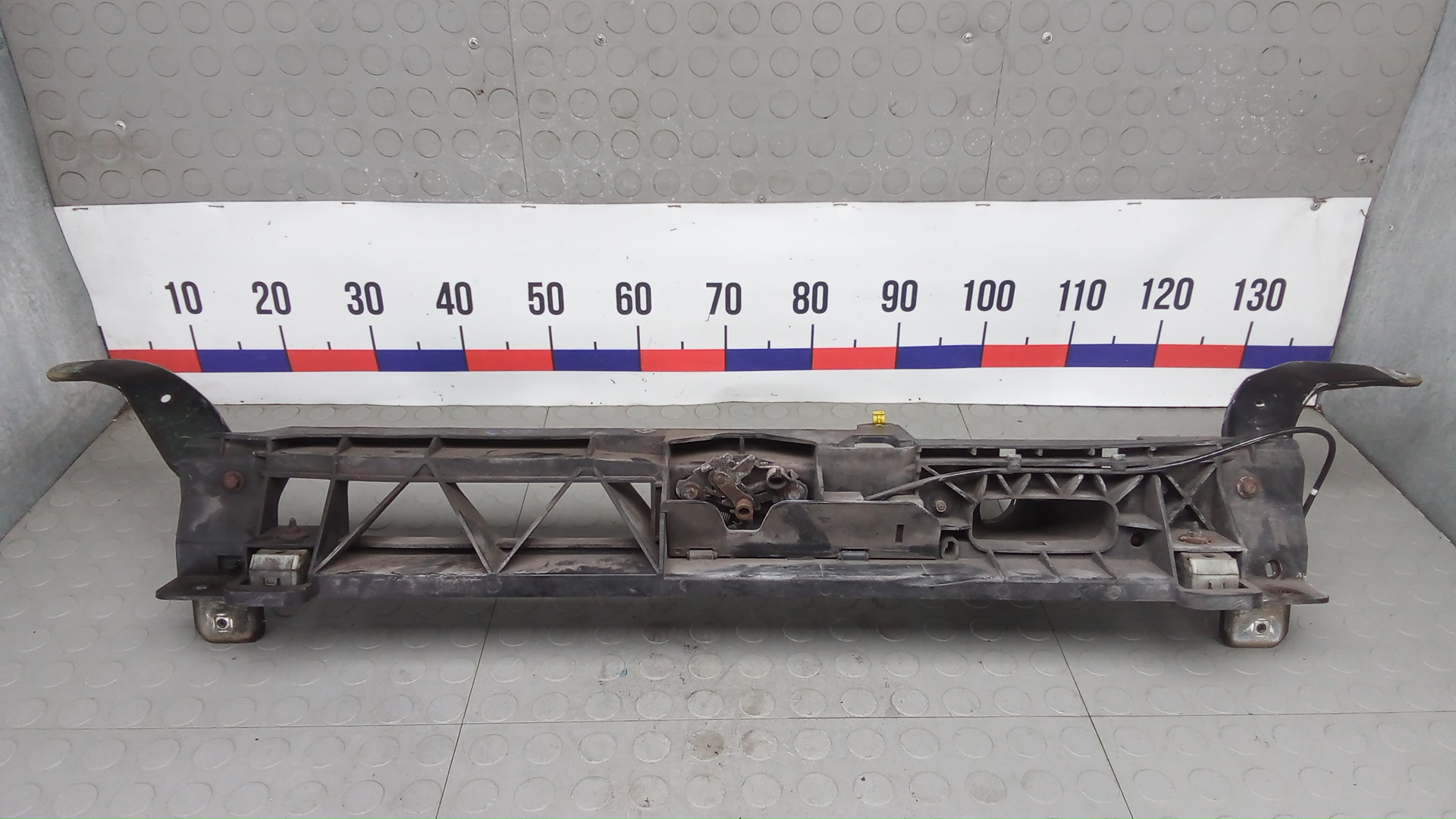 Рамка капота Citroen C4 Grand Picasso 2