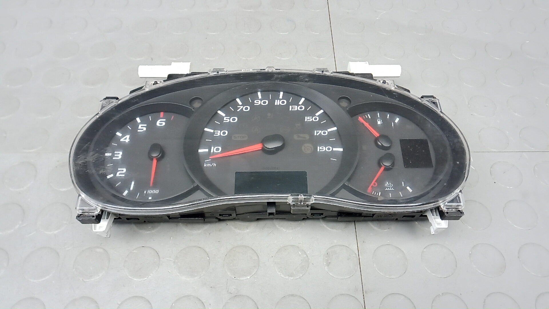Щиток приборов Nissan NV400