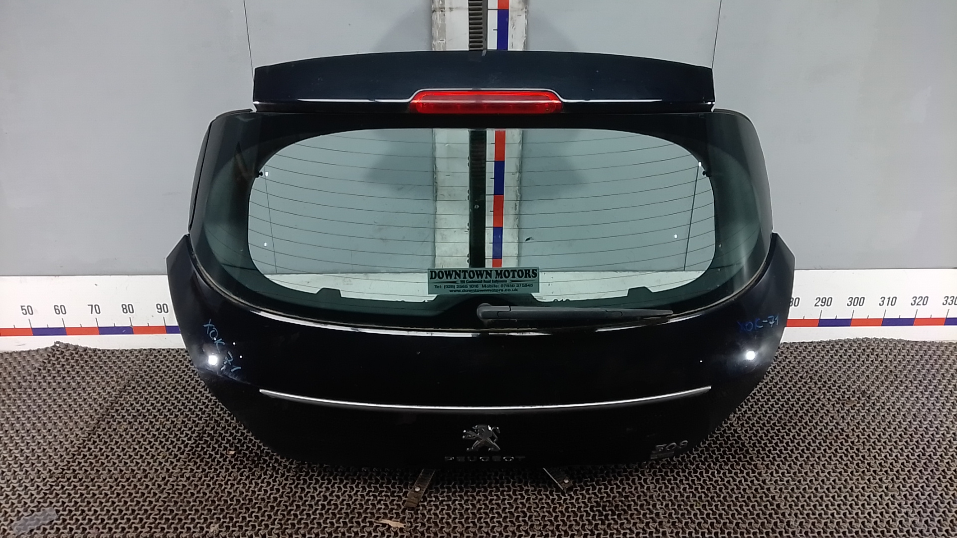 Дверь 3-5 Peugeot 308 1