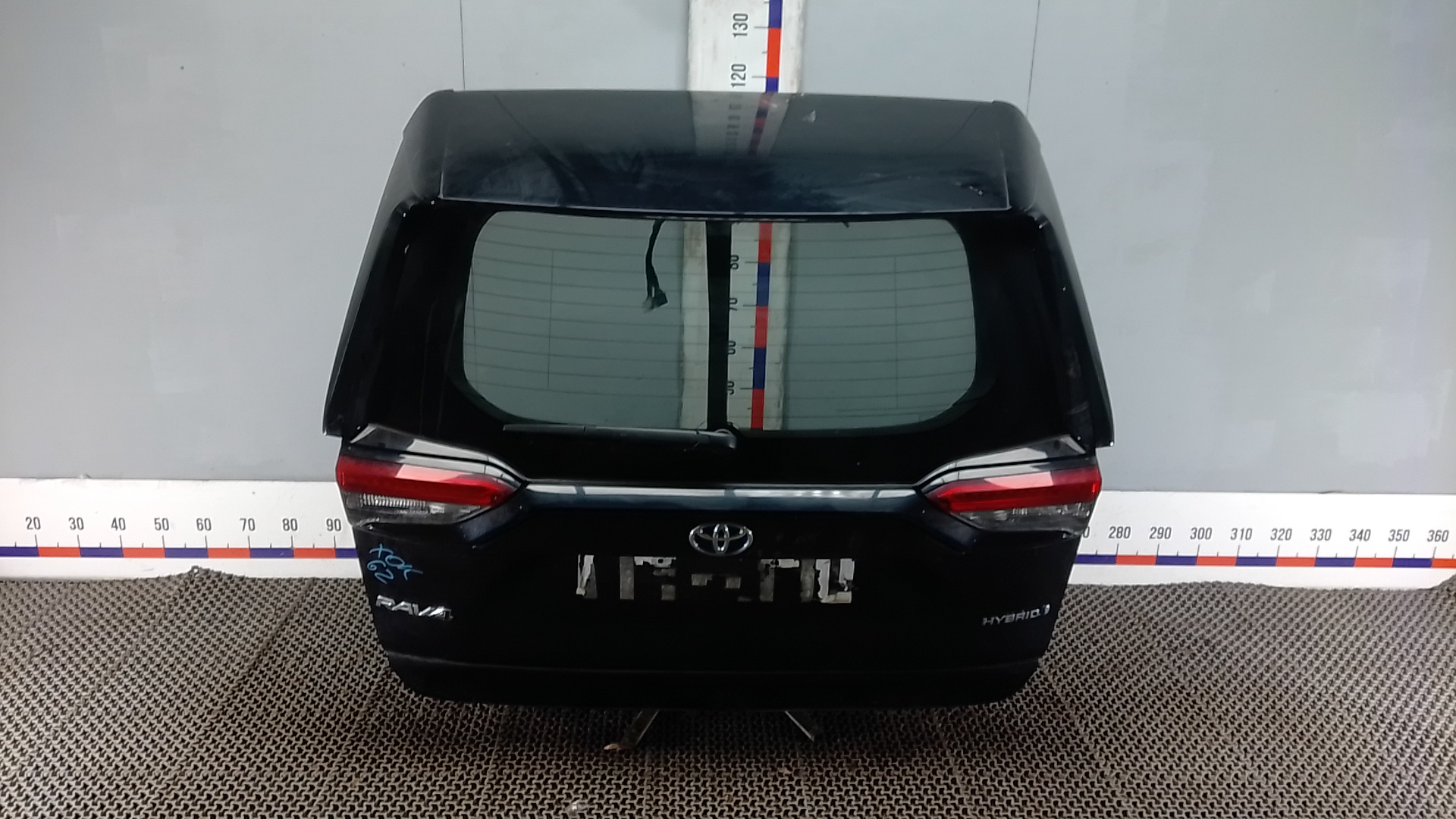 Дверь 3-5 Toyota RAV4 XA50