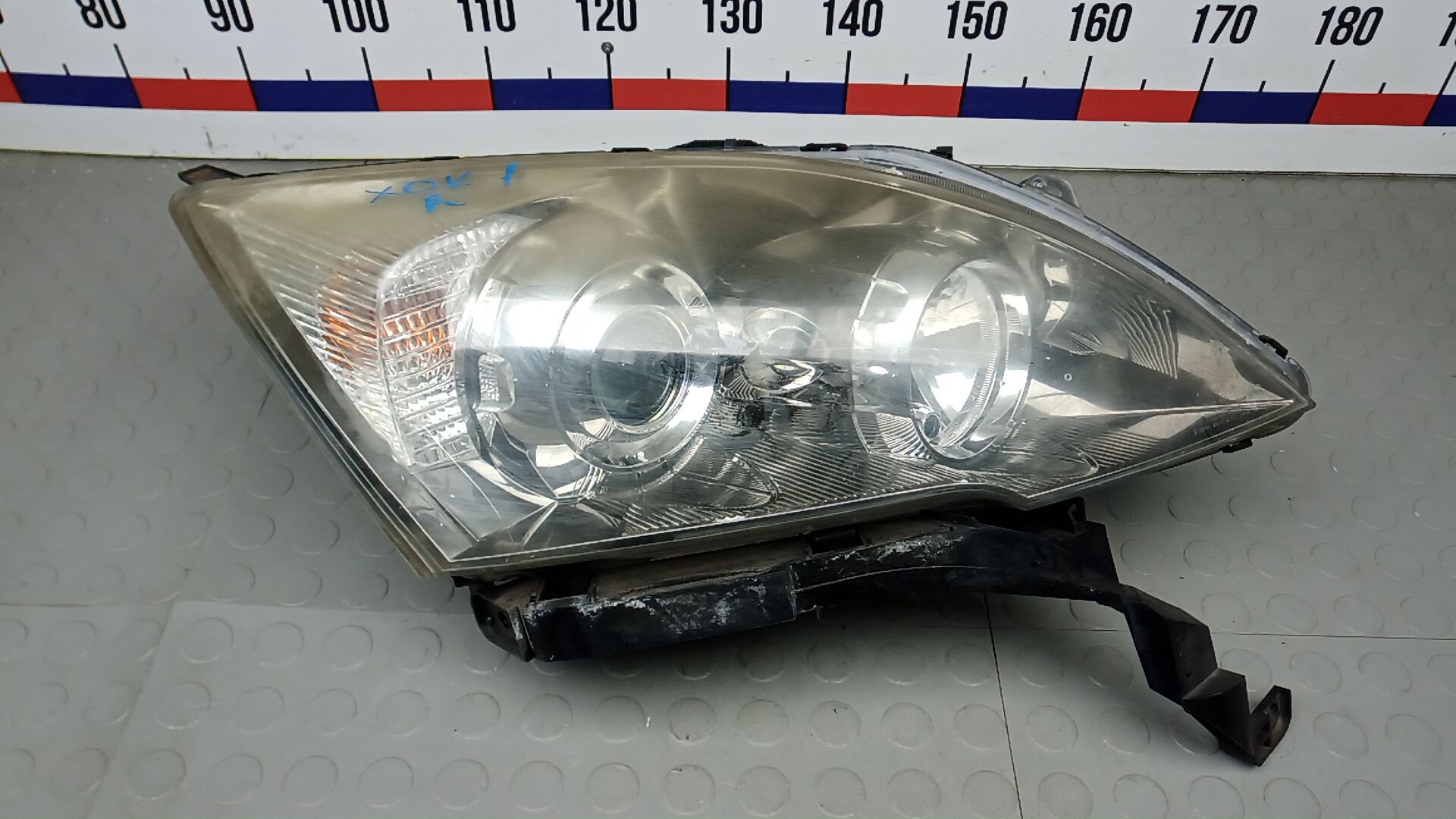Фара правая Honda CR-V 3