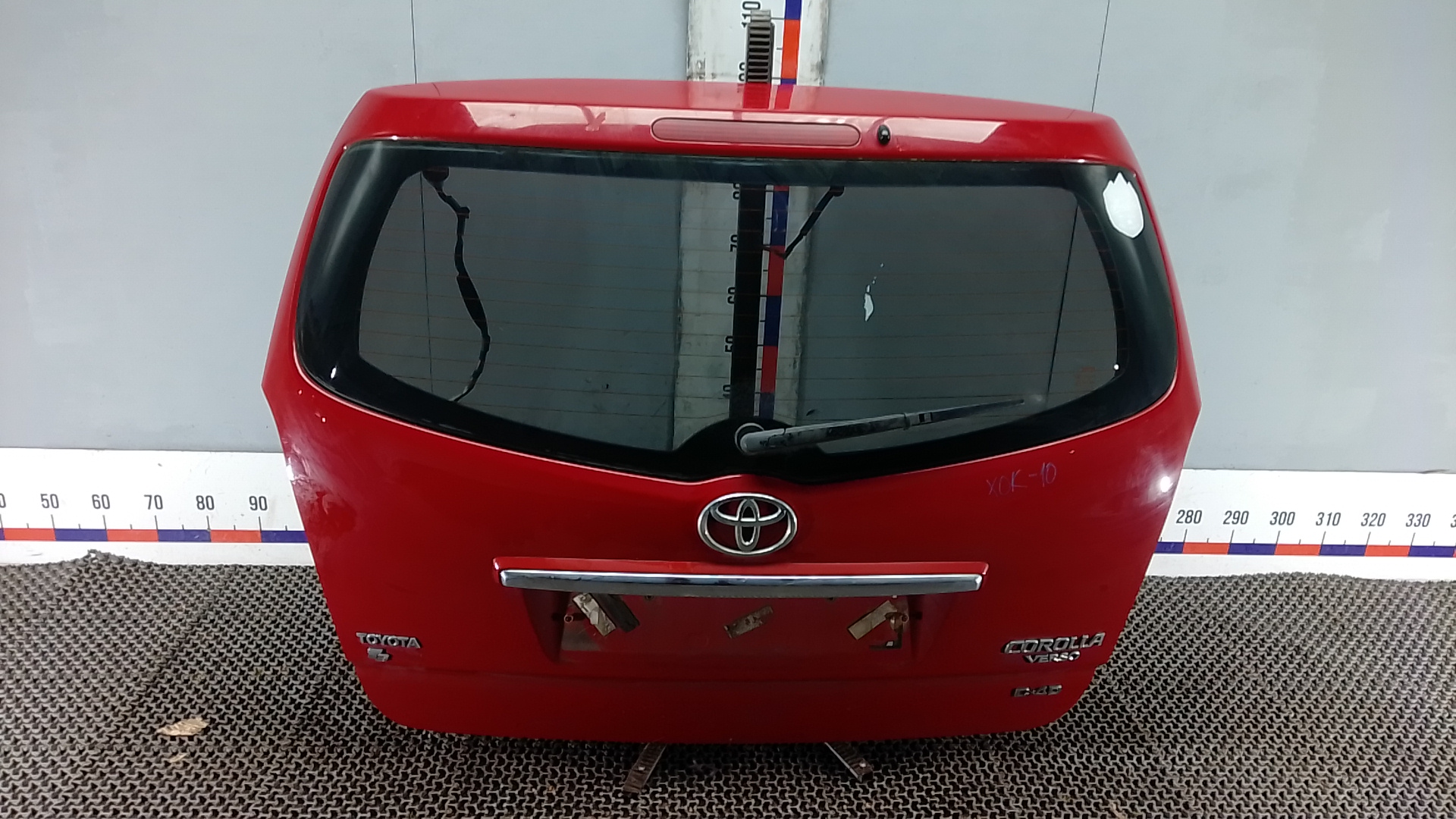 Дверь 3-5 Toyota Corolla Verso 2