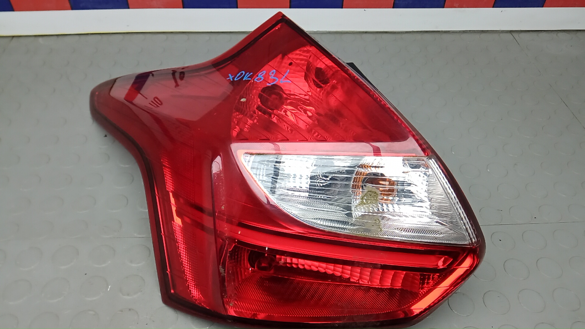 Фонарь задний левый Ford Focus 3