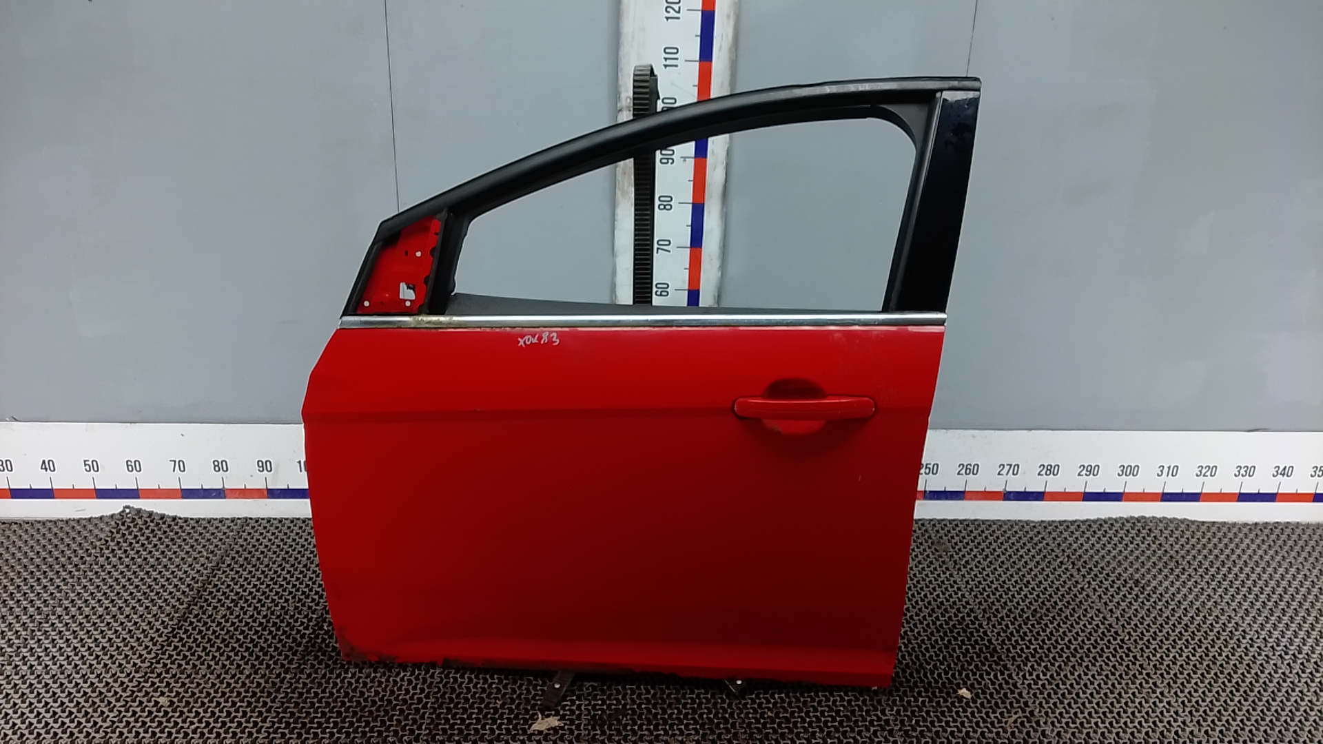 Дверь передняя левая Ford Focus 3