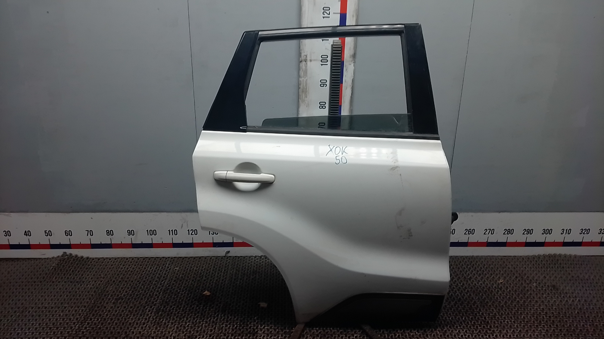 Дверь задняя правая Suzuki Vitara 4