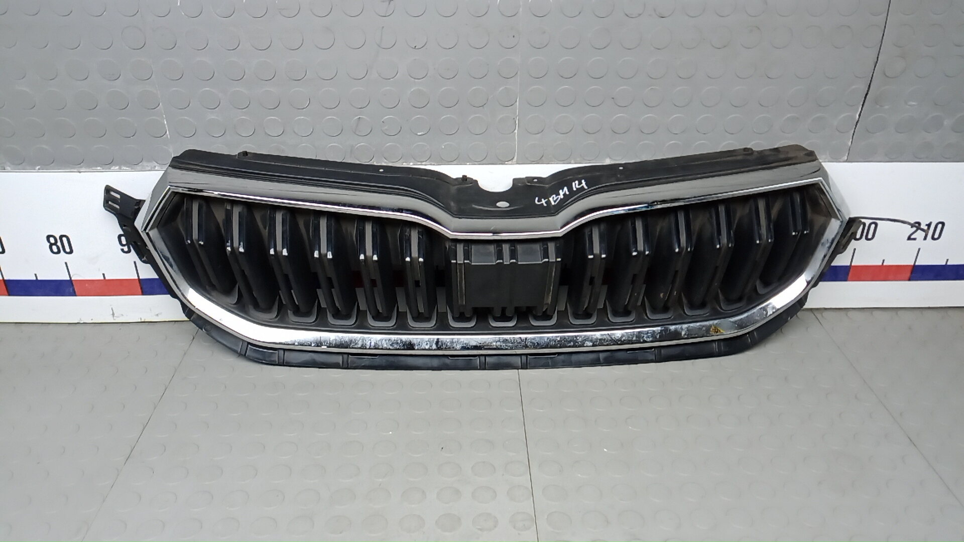 Решетка радиатора Skoda Kamiq 1