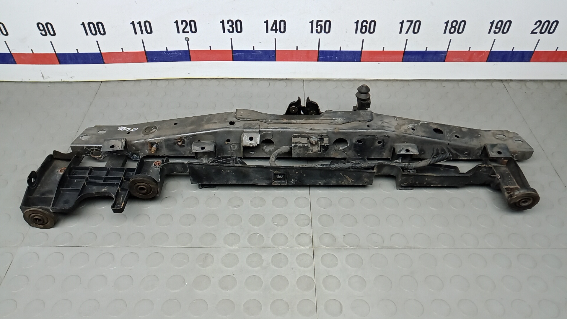 Рамка капота Nissan Qashqai J11