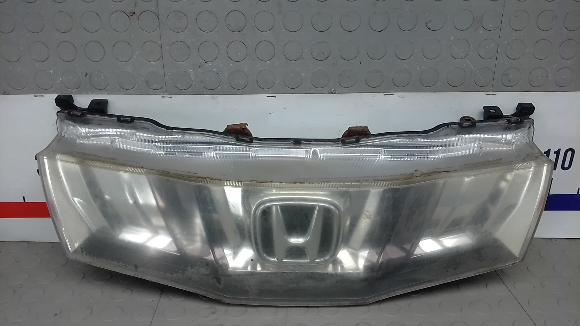 Решетка радиатора Honda Civic 8
