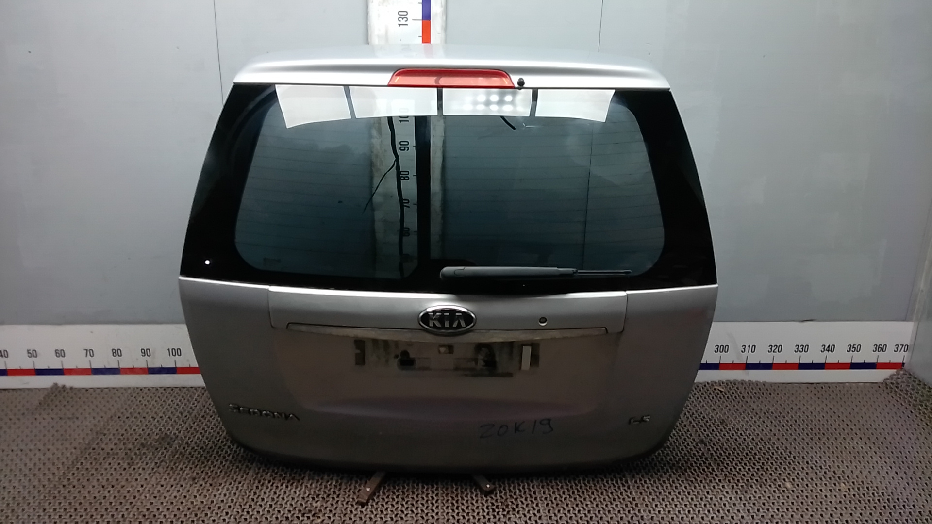 Дверь 3-5 Kia Carnival 2