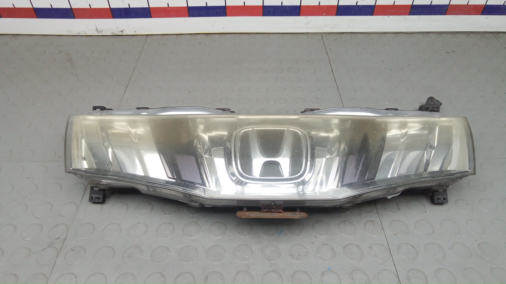 Решетка радиатора Honda Civic 8