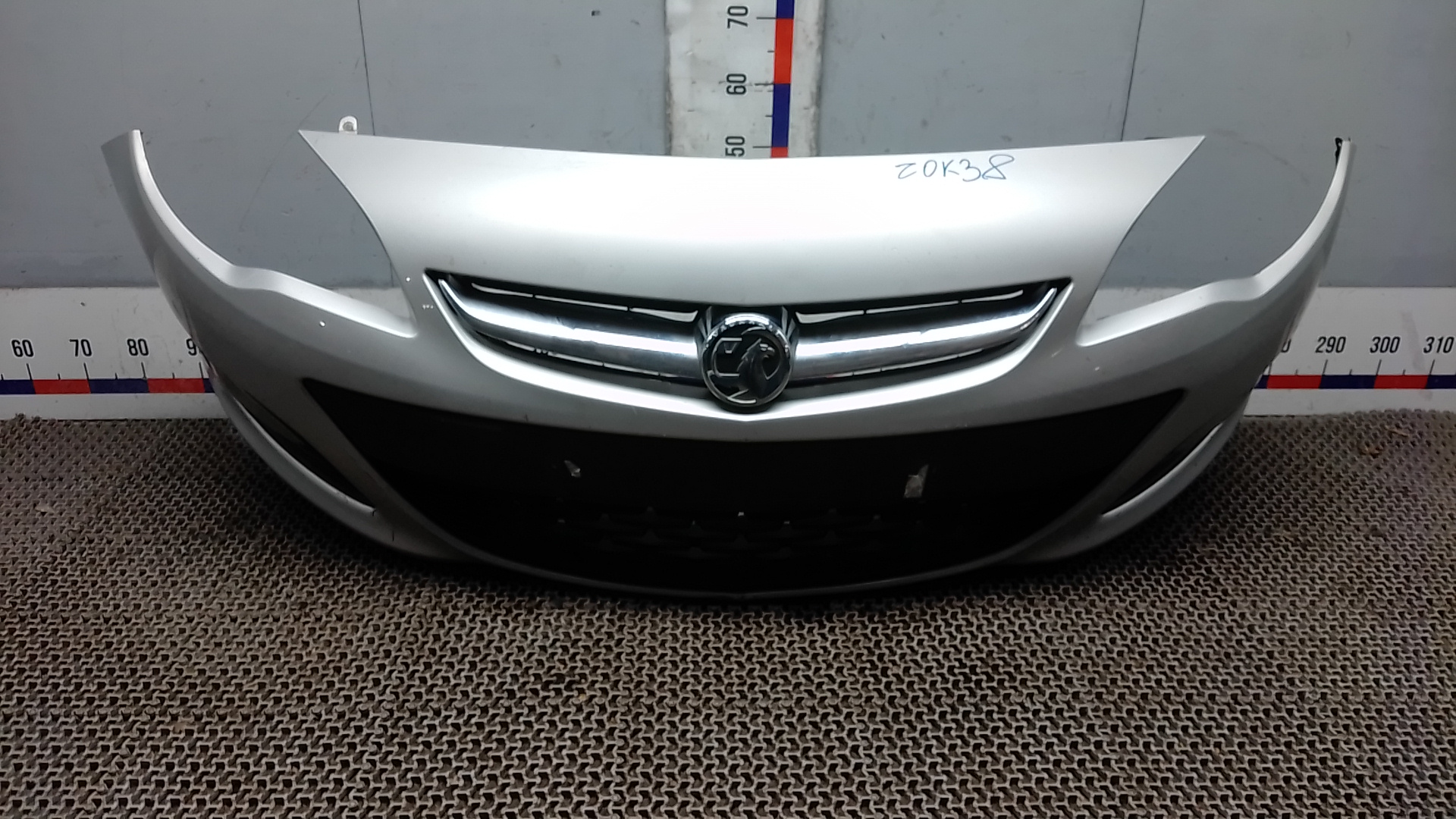 Бампер передний Opel Astra J