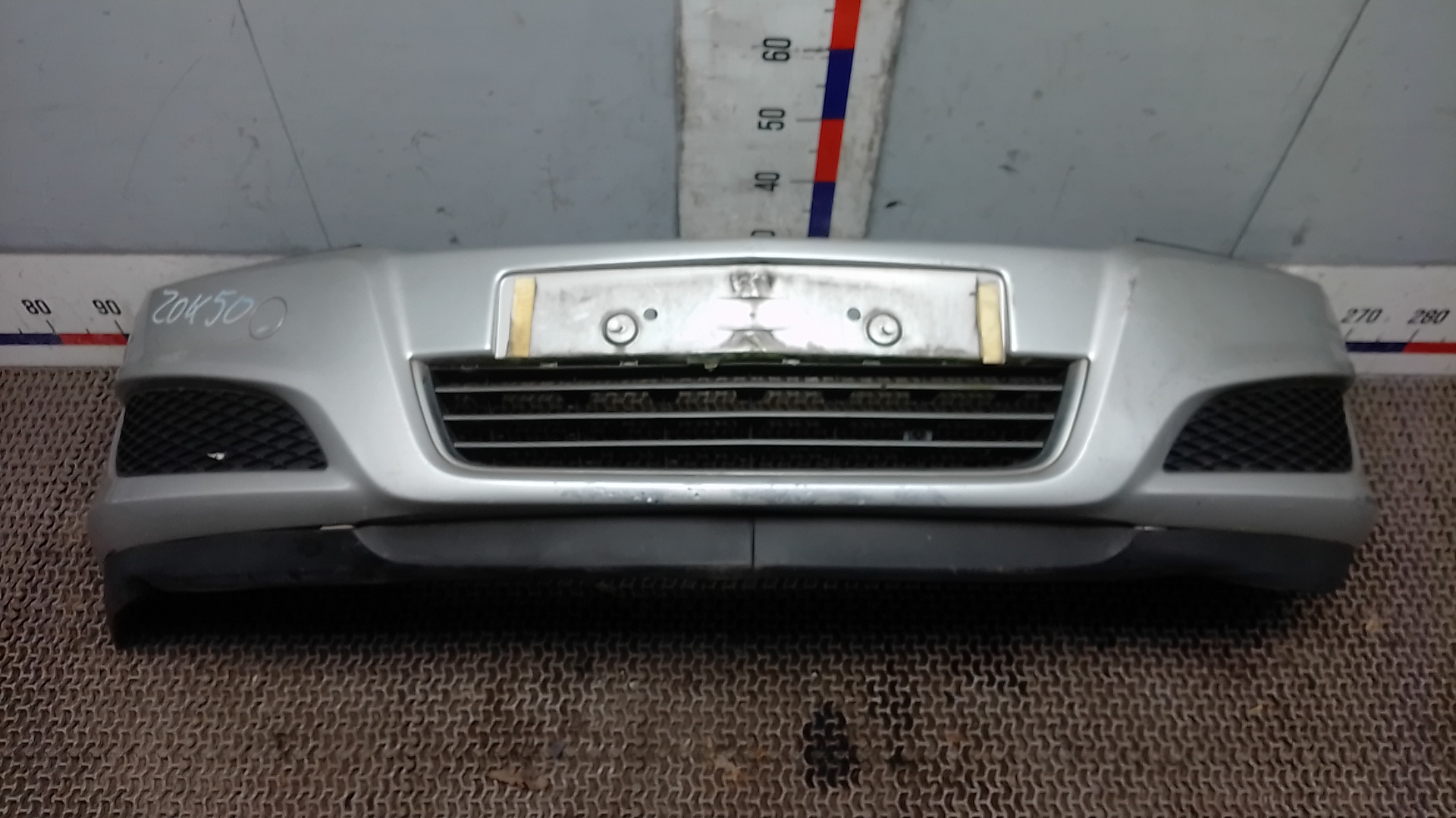 Бампер передний Opel Astra H