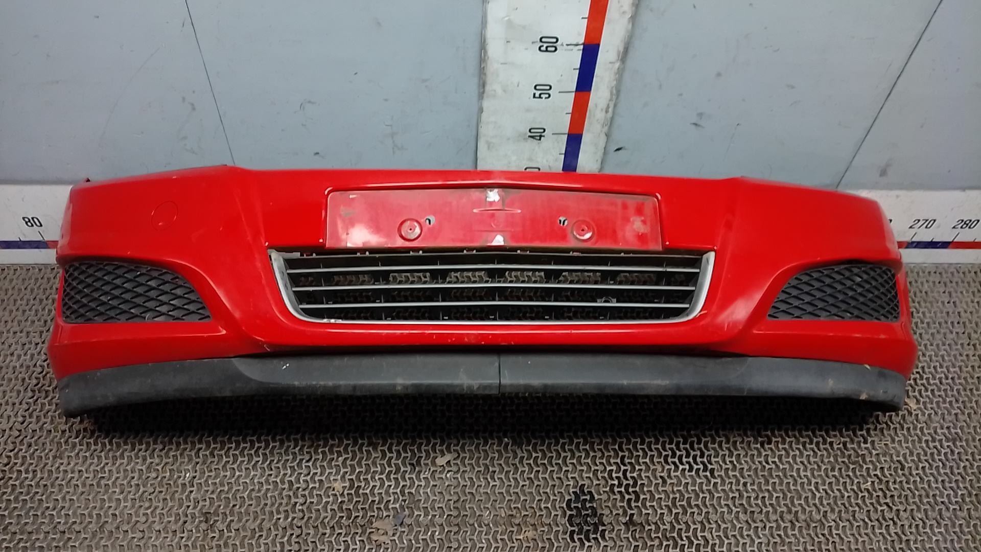 Бампер передний Opel Astra H