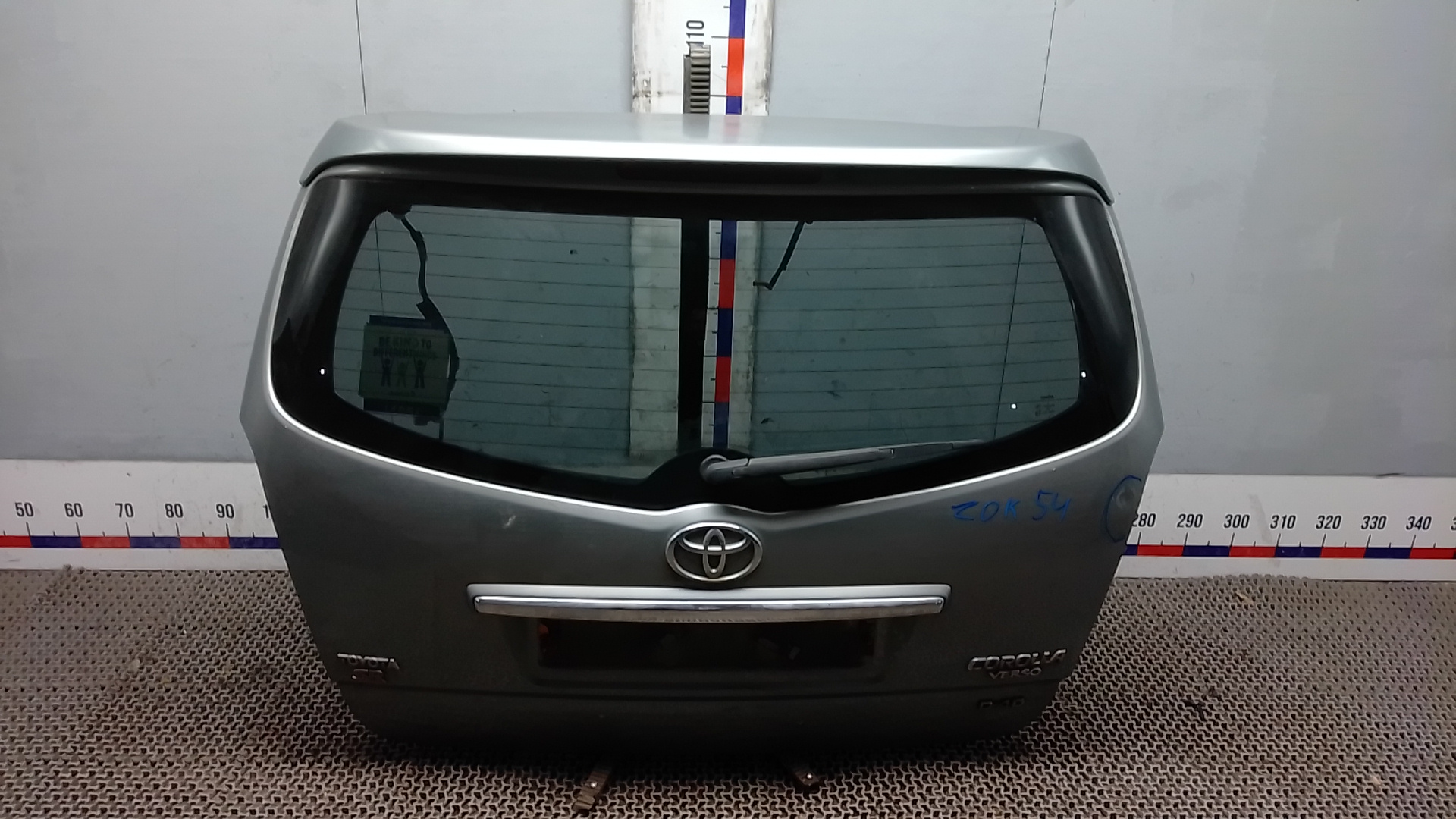 Дверь 3-5 Toyota Corolla Verso 2