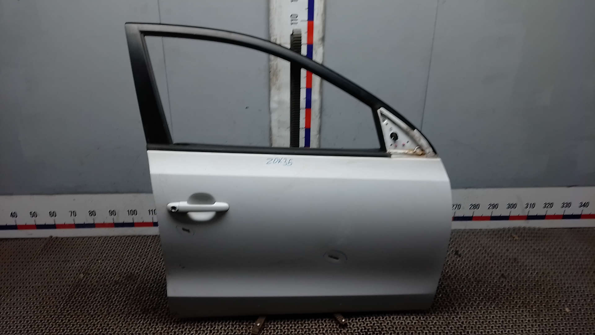 Дверь передняя правая Hyundai i30 FD
