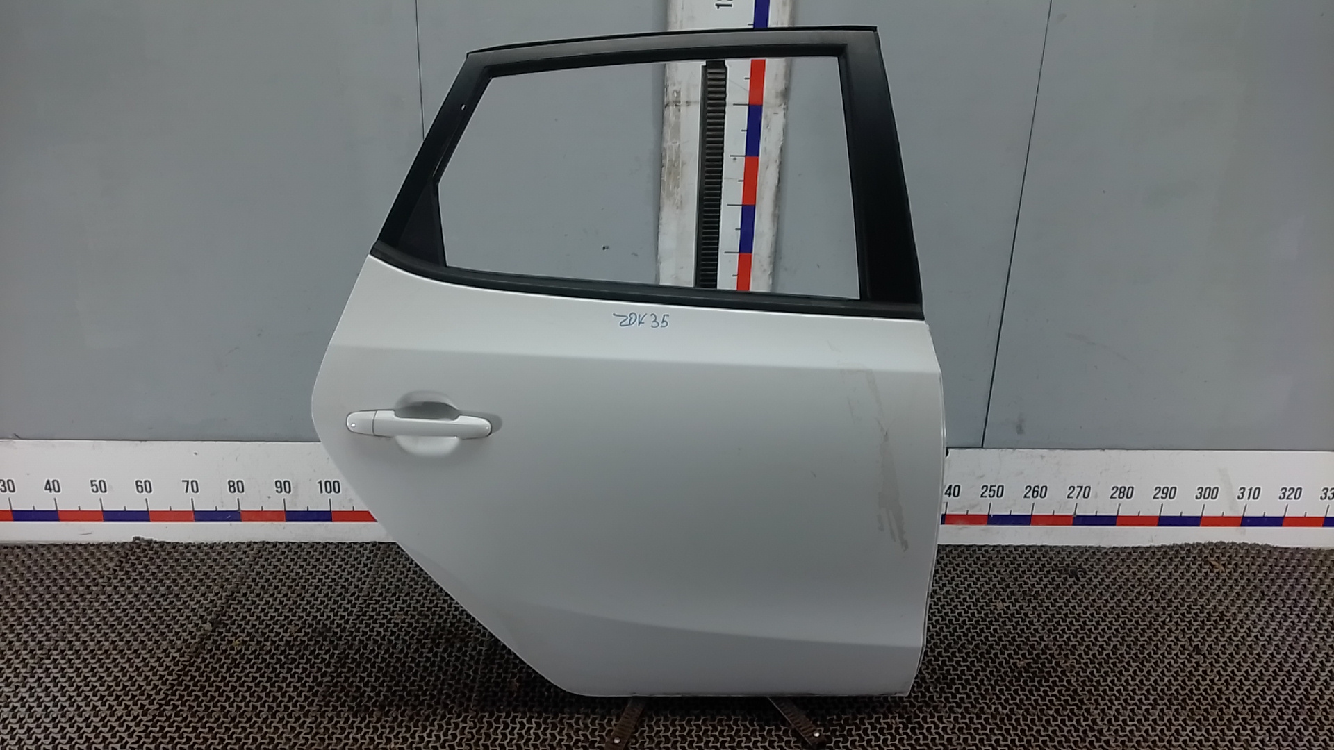 Дверь задняя правая Hyundai i30 FD