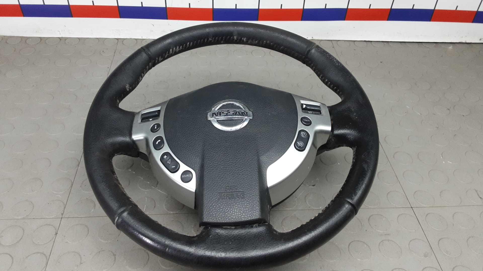 Руль Nissan Qashqai J10