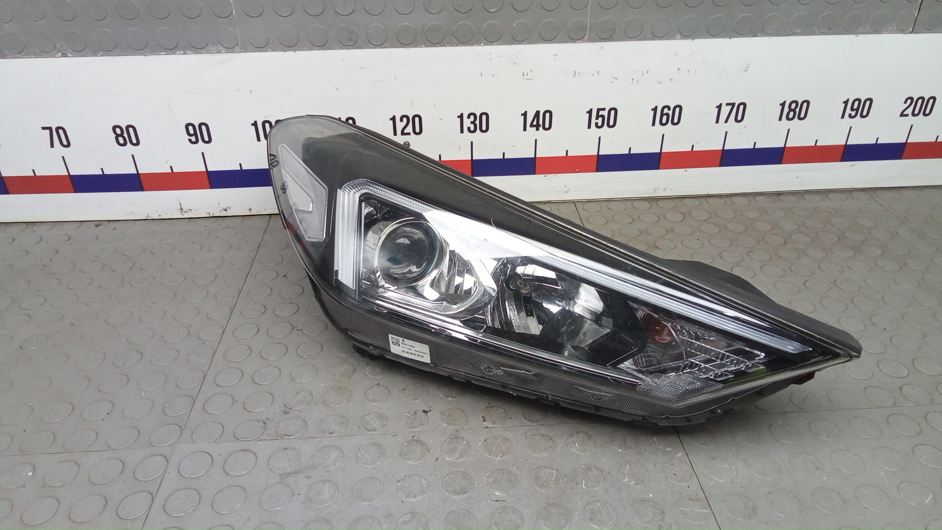 Фара правая Hyundai Tucson TL