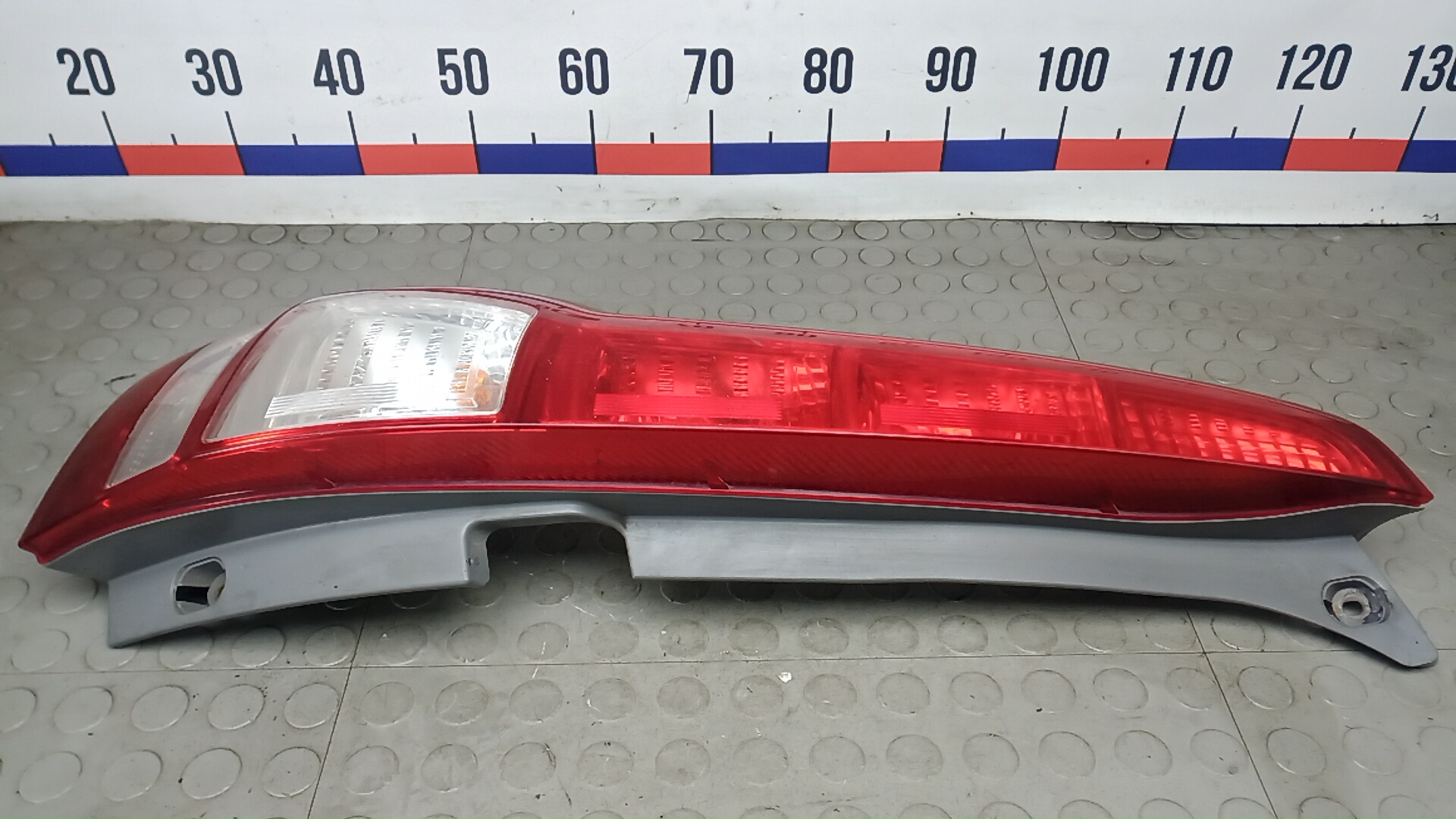 Фонарь задний левый Honda CR-V 3