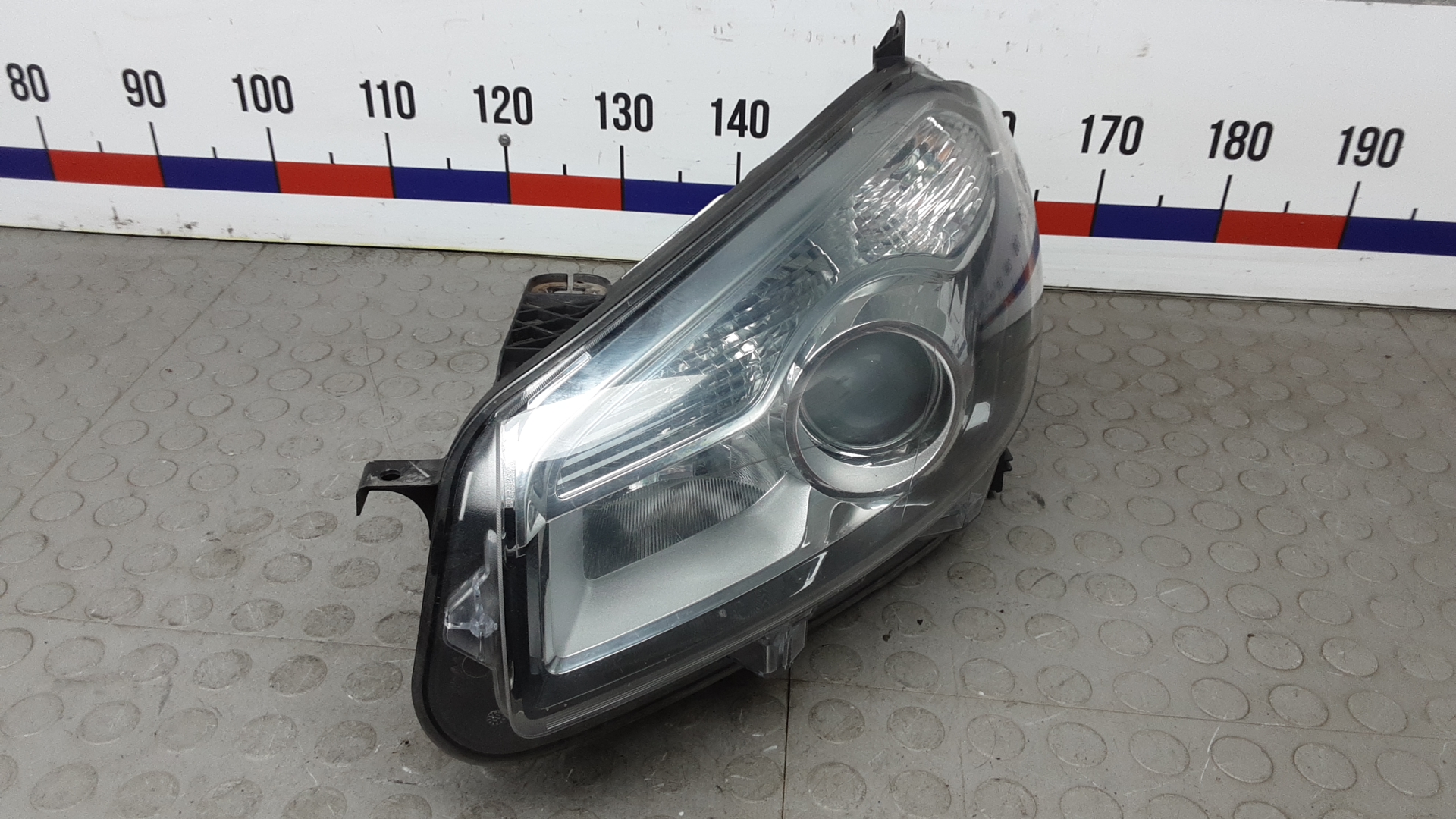 Фара левая Nissan Qashqai J10