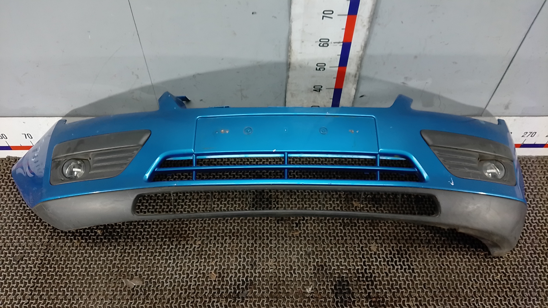 Бампер передний Ford Focus 2