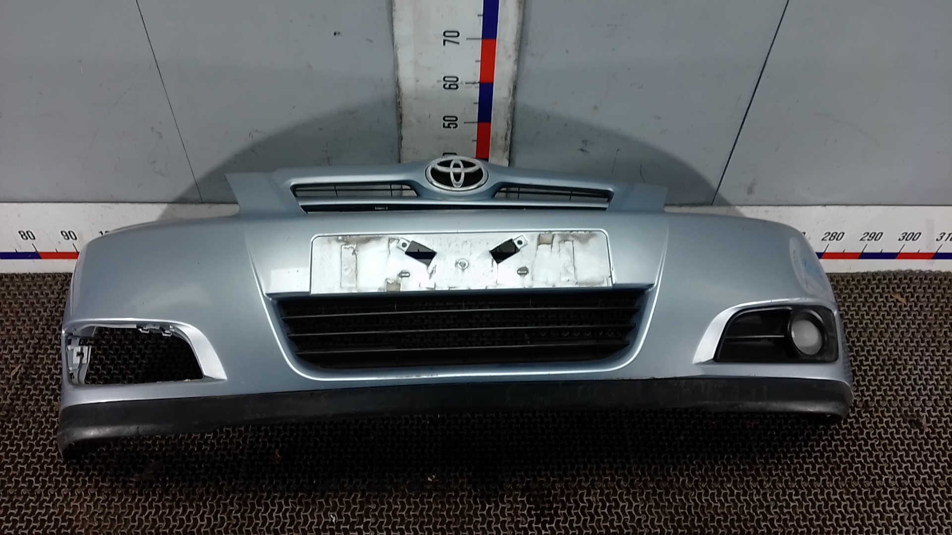 Бампер передний Toyota Corolla E12