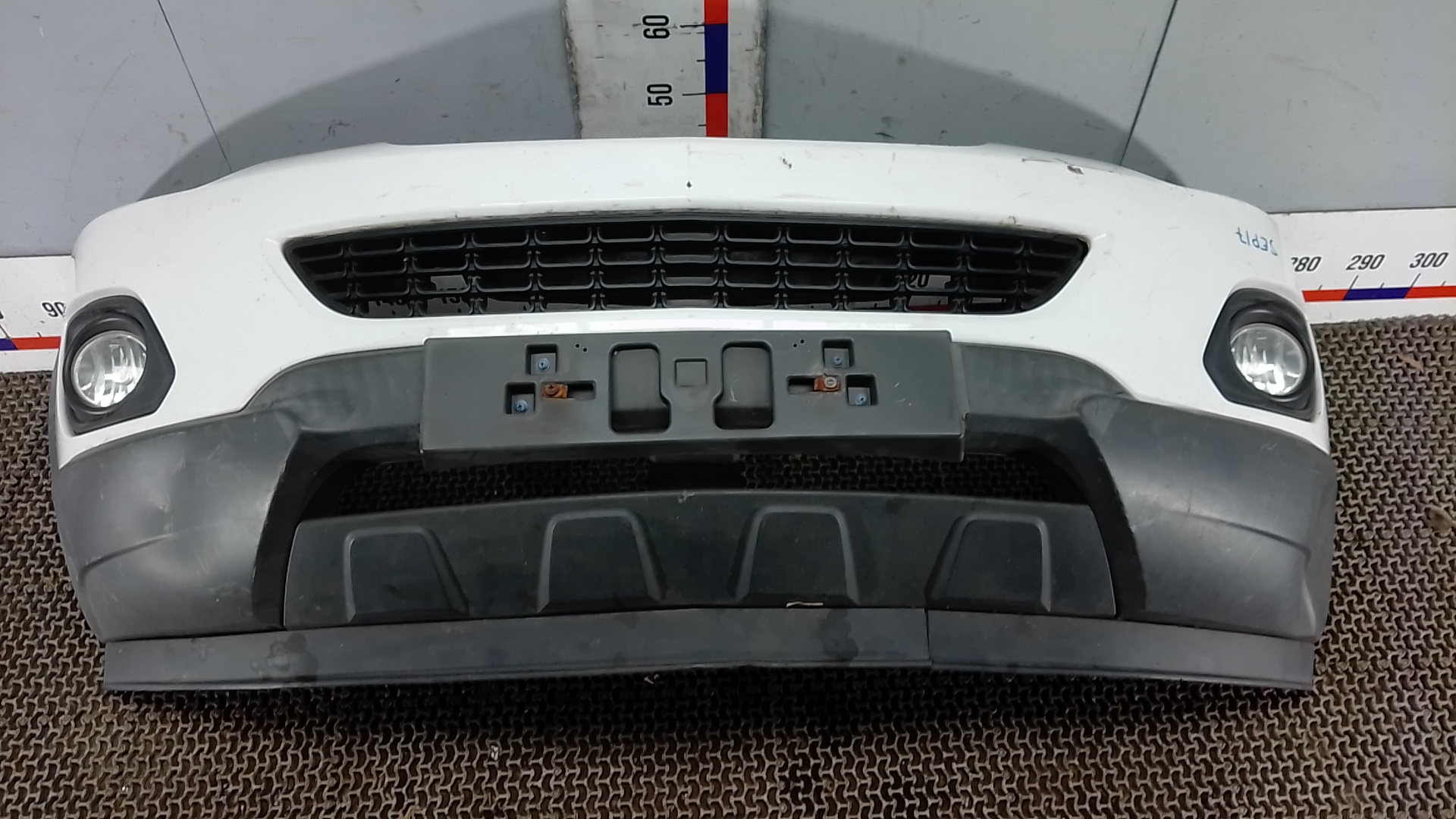 Бампер передний Opel Antara