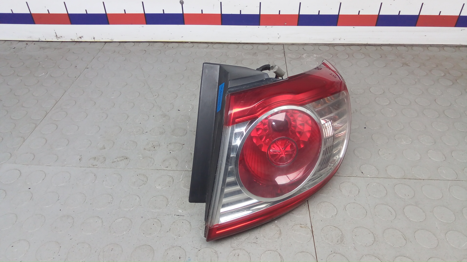 Фонарь задний правый Hyundai Santa Fe 2