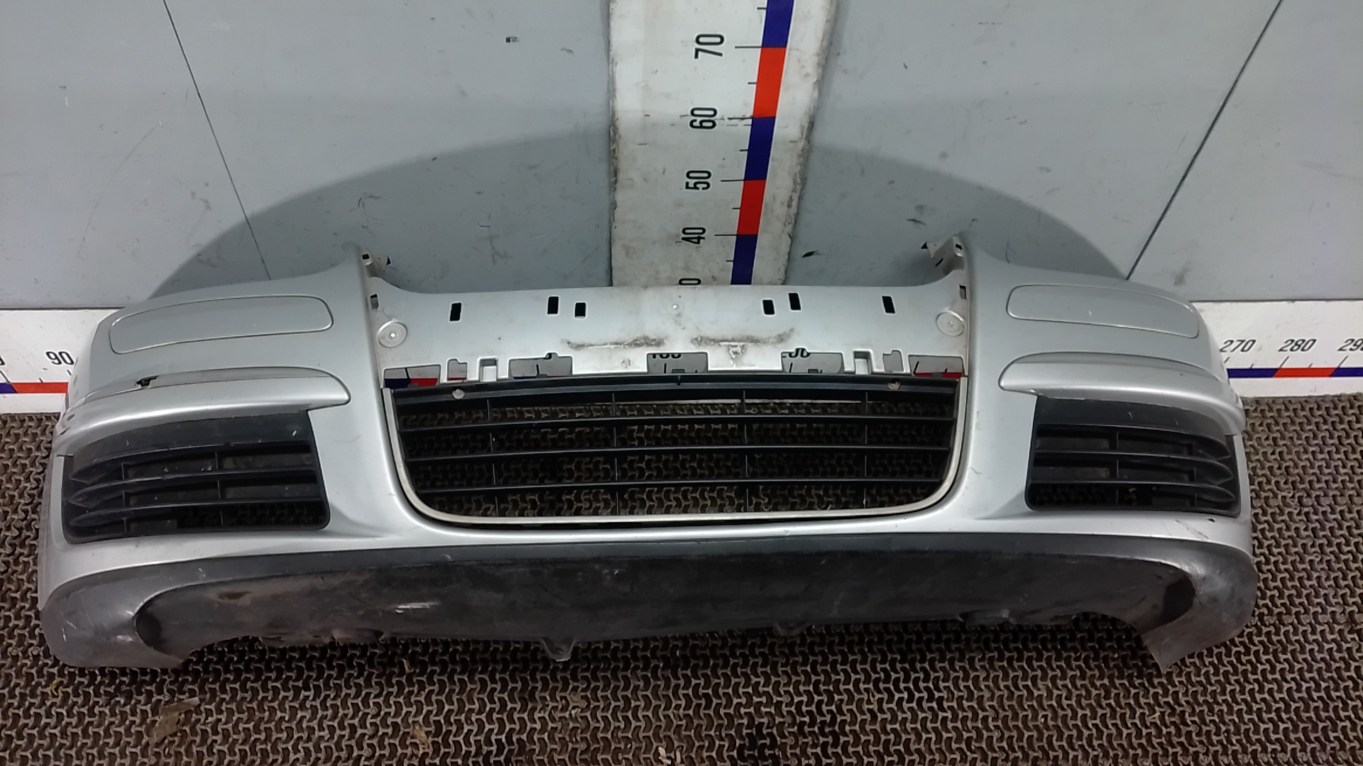 Бампер передний Volkswagen Jetta 5