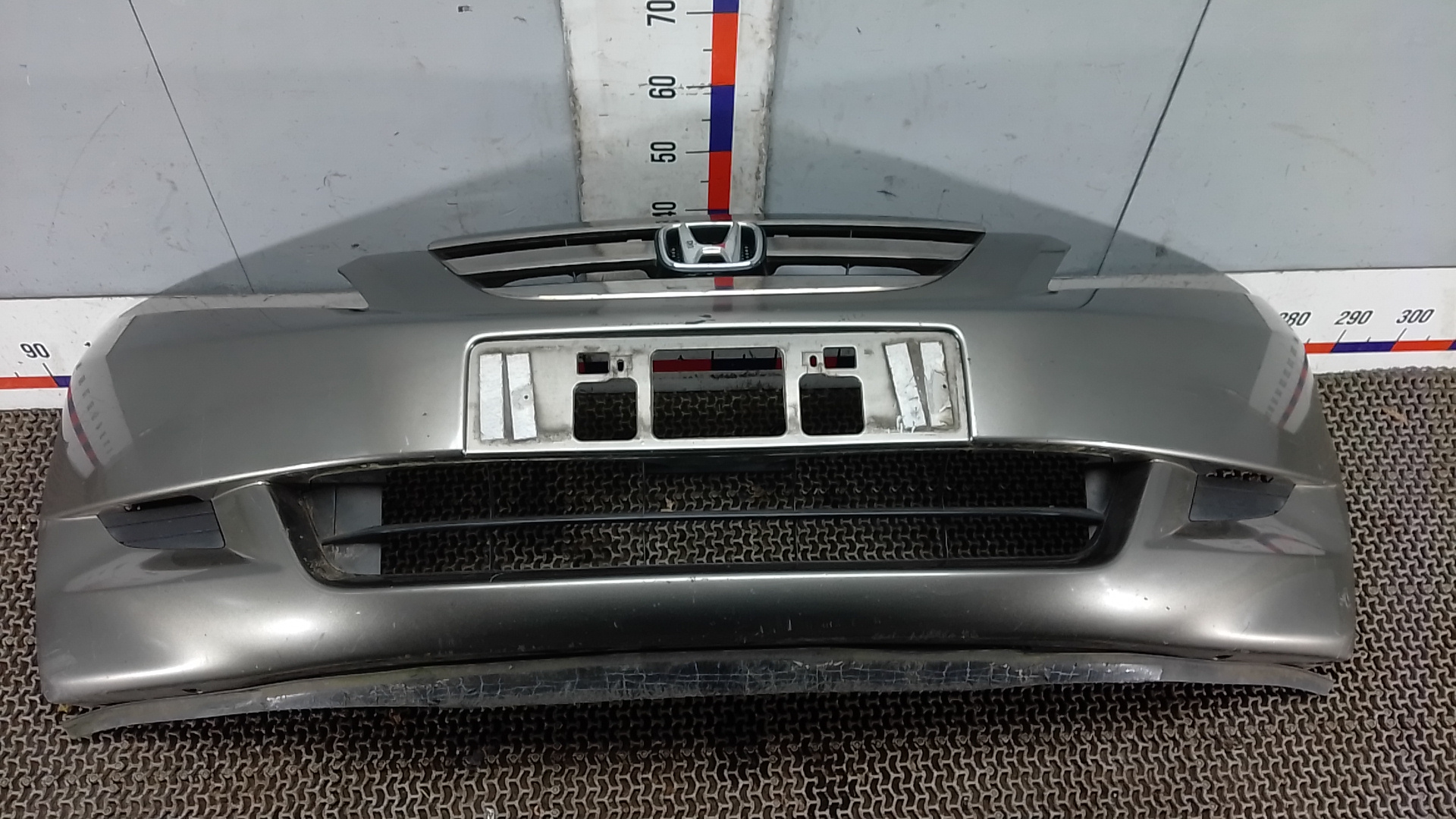Бампер передний Honda FR-V