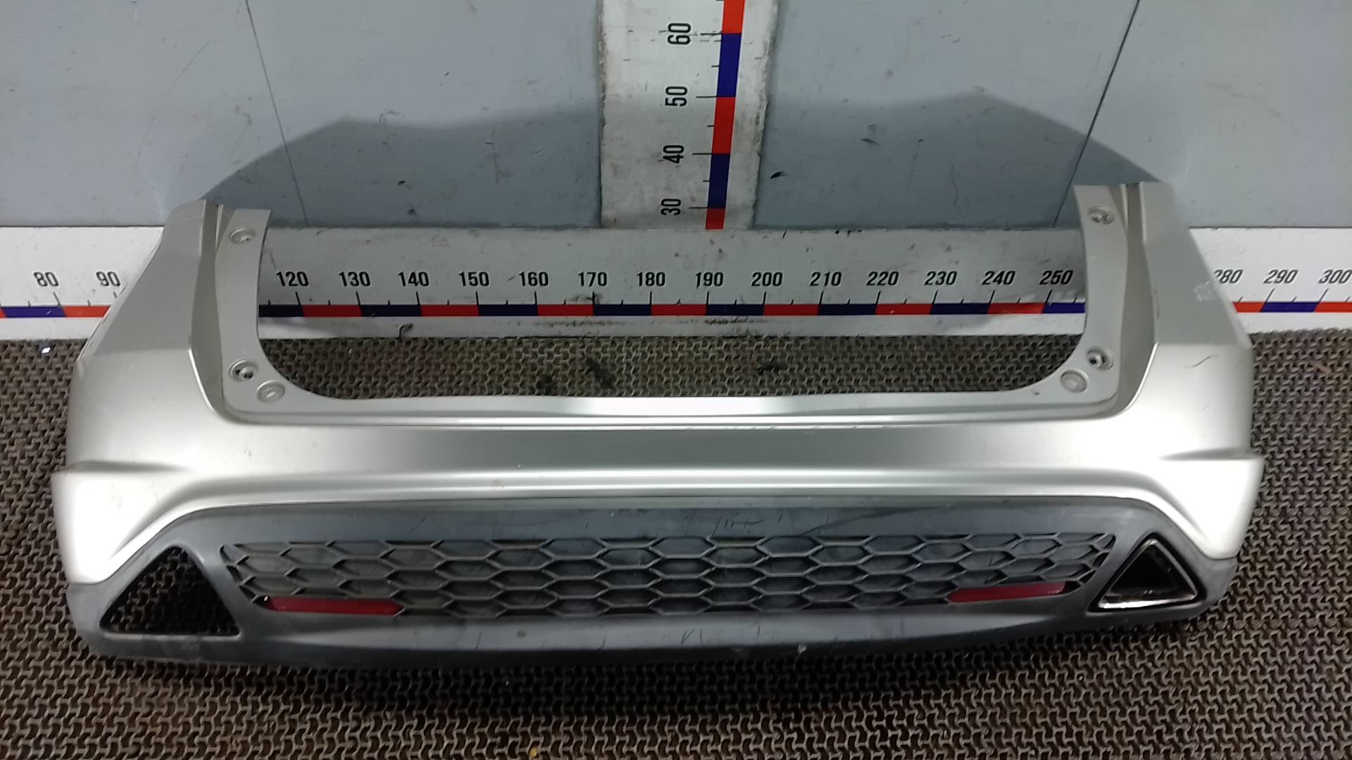 Бампер задний Honda Civic 8