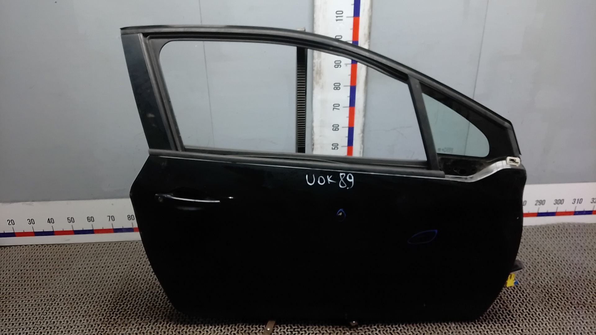 Дверь передняя правая Peugeot 208 1