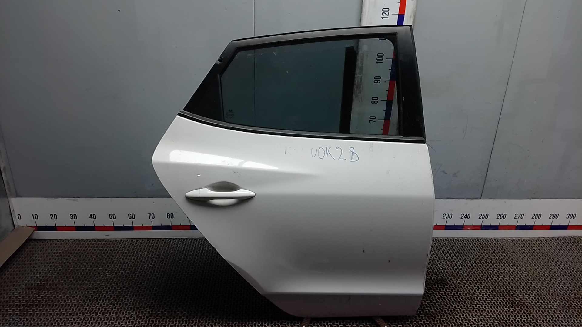Дверь задняя правая Hyundai ix35 1
