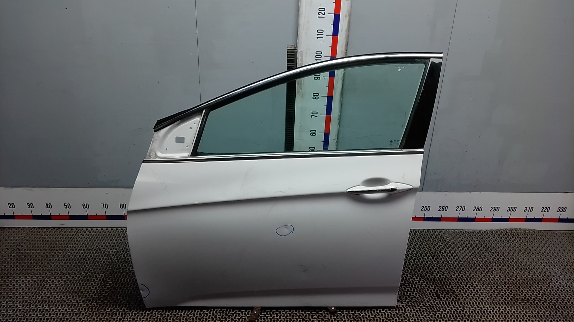 Дверь передняя левая Hyundai i40