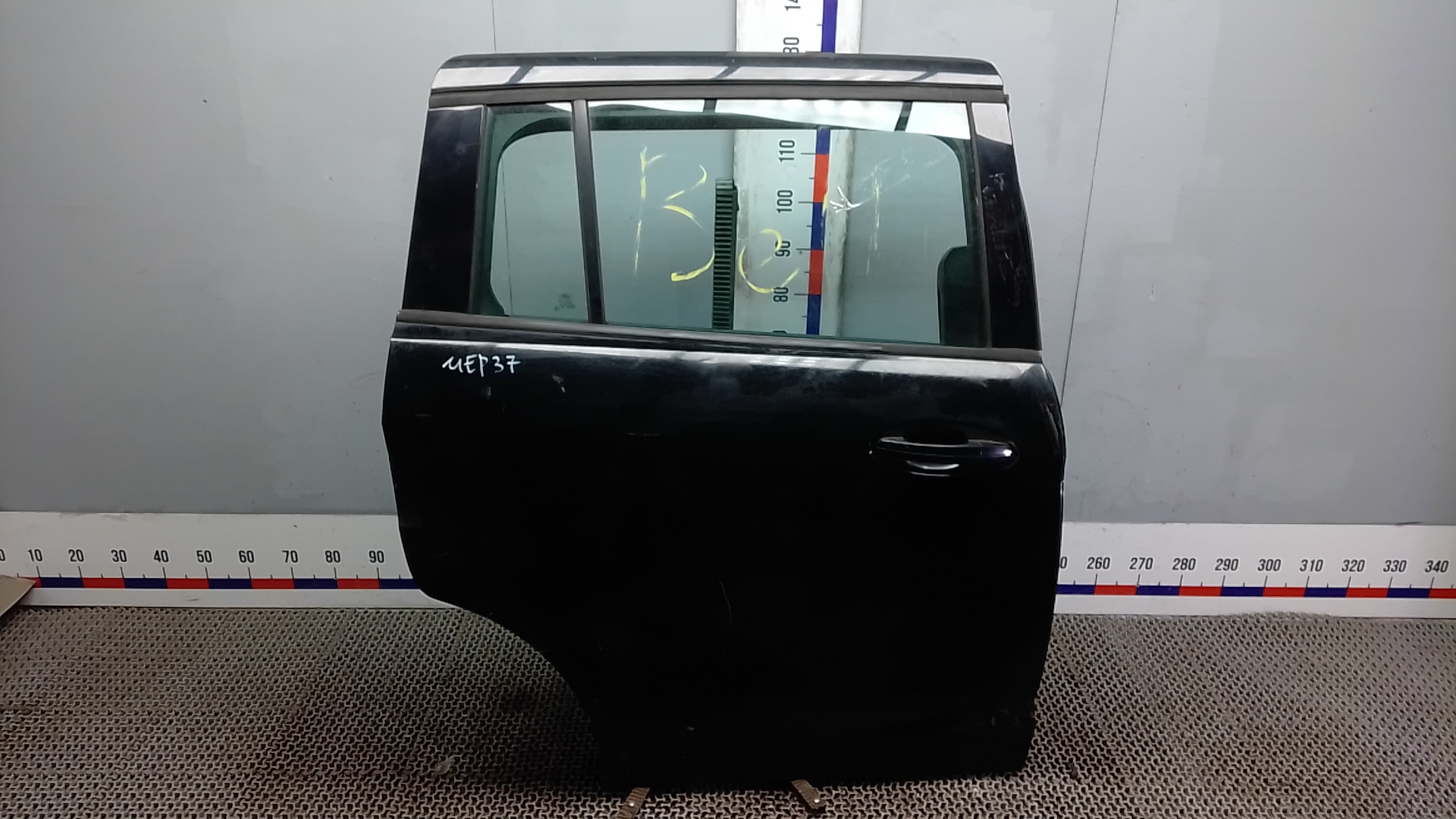 Дверь задняя правая Ford Grand C-MAX