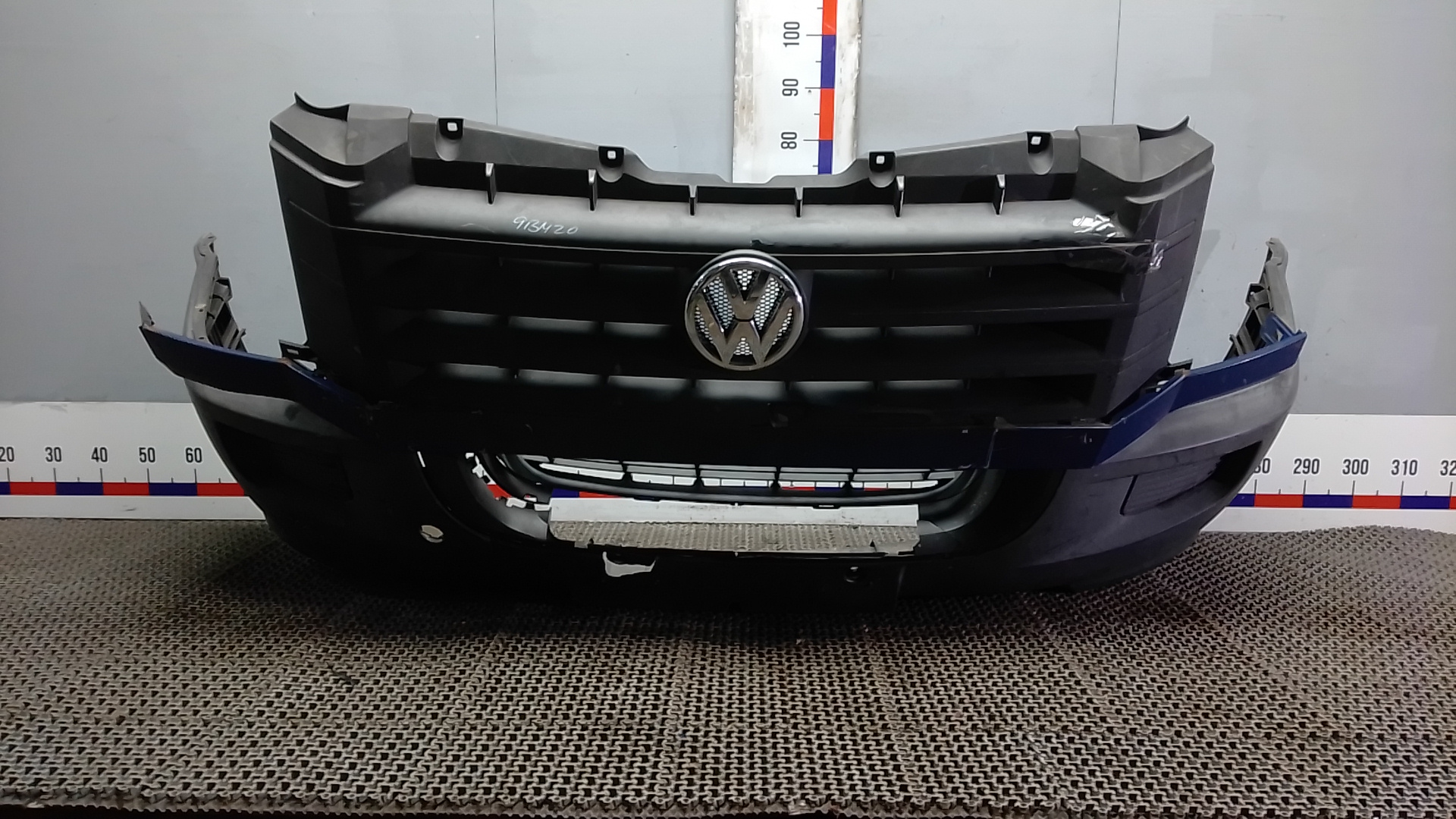 Бампер передний Volkswagen Crafter 1