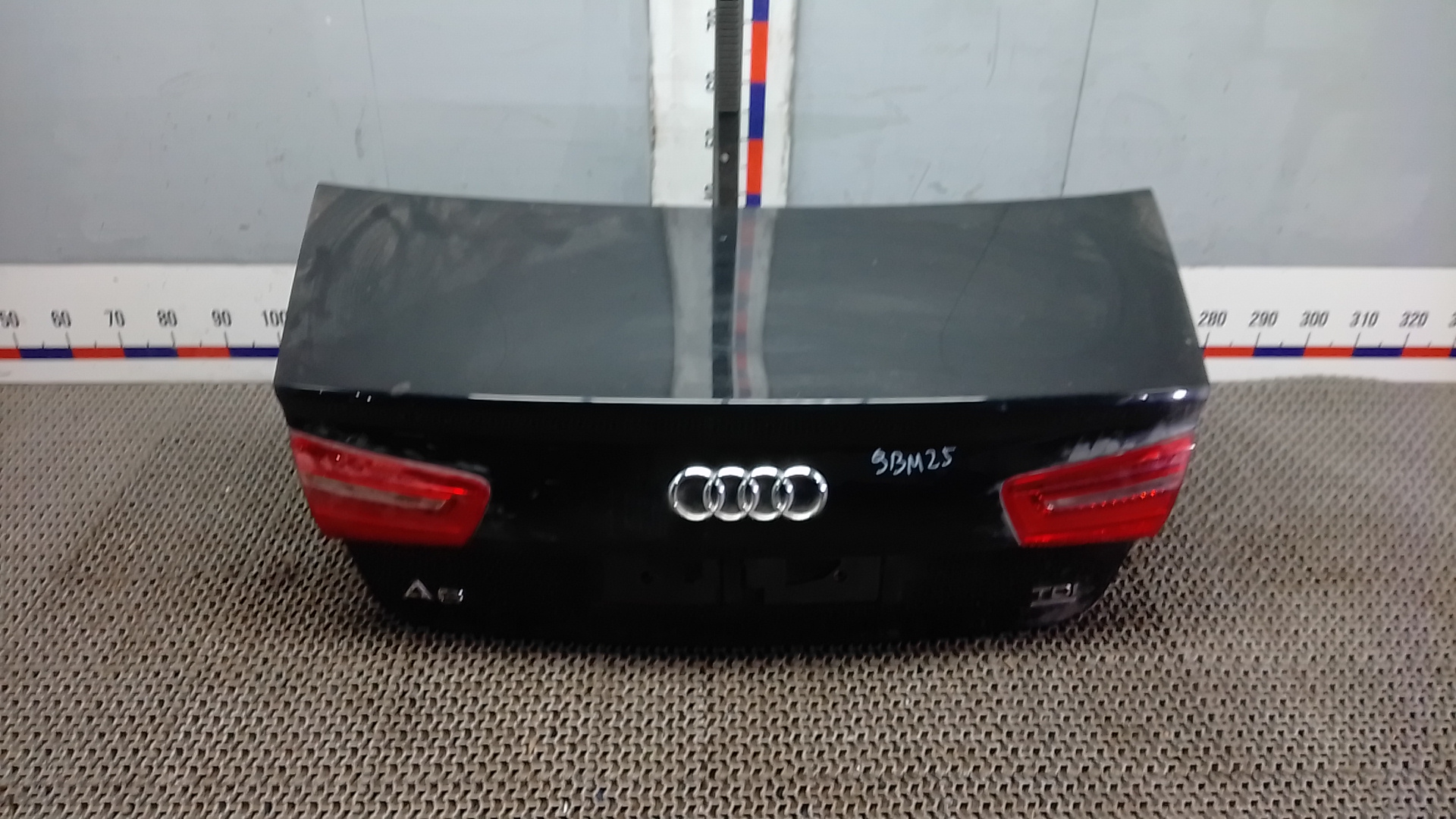 Крышка багажника Audi A6 C7