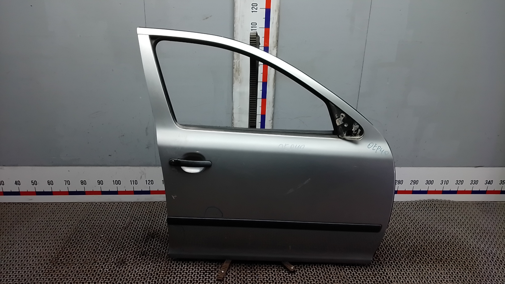 Дверь передняя правая Skoda Octavia A5
