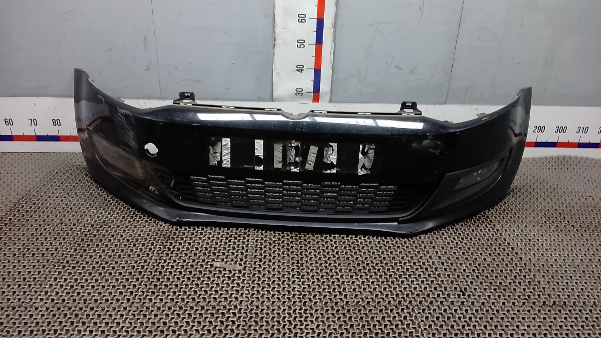 Бампер передний Volkswagen Polo 5 (6R)