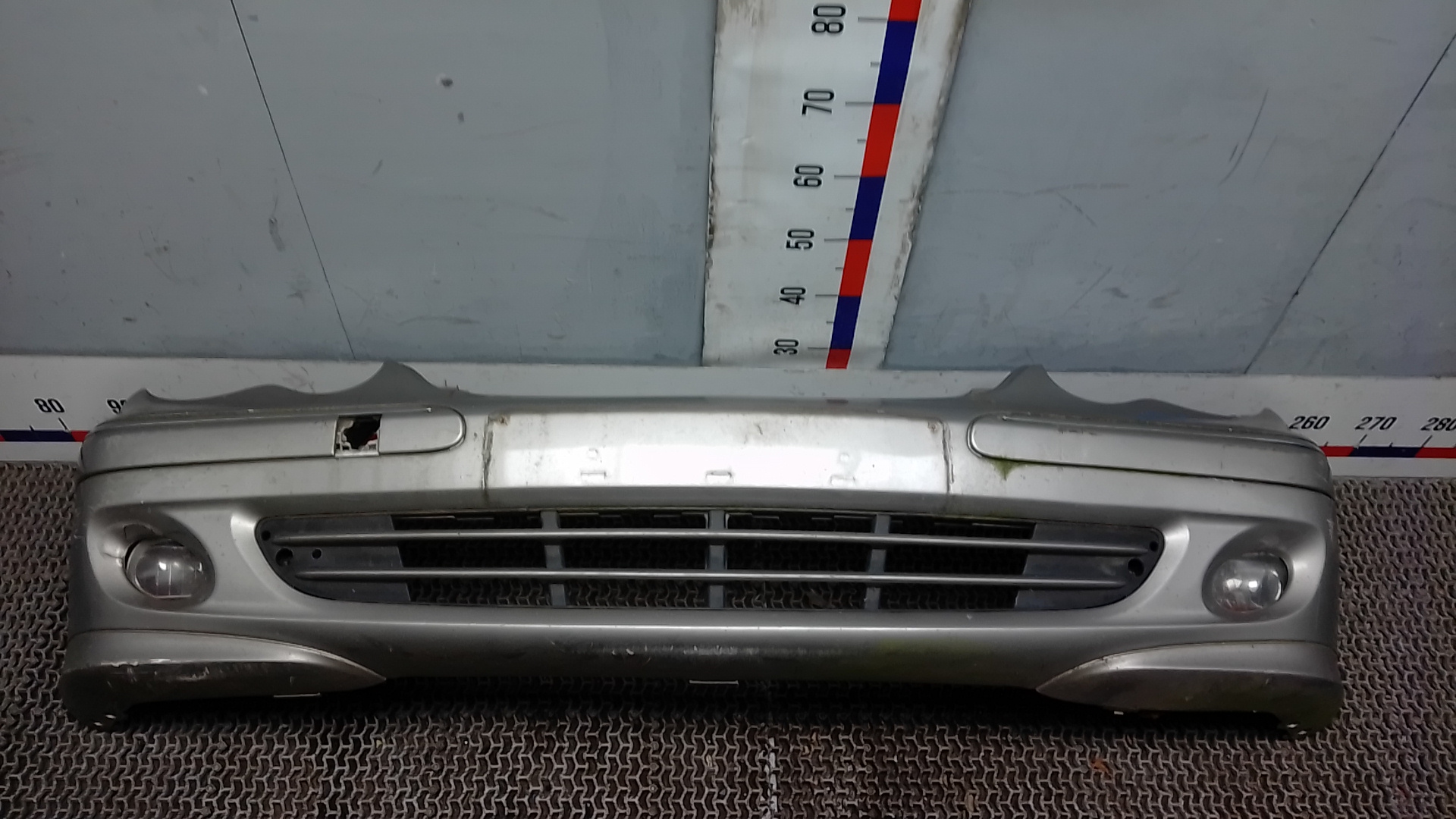 Бампер передний Mercedes-Benz C-Class W203