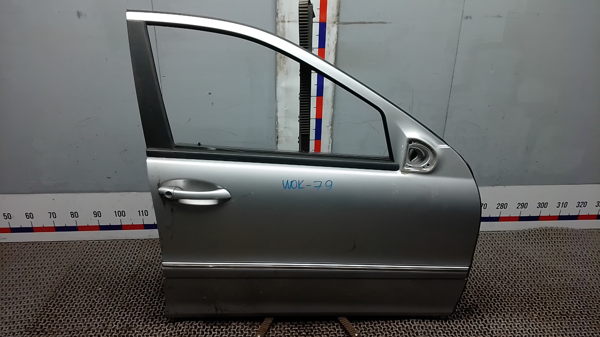 Дверь передняя правая Mercedes-Benz C-Class W203