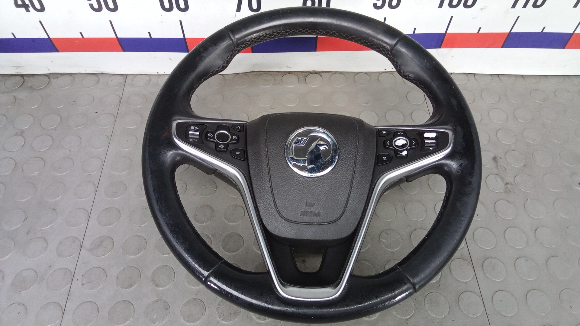 Руль Opel Insignia 1