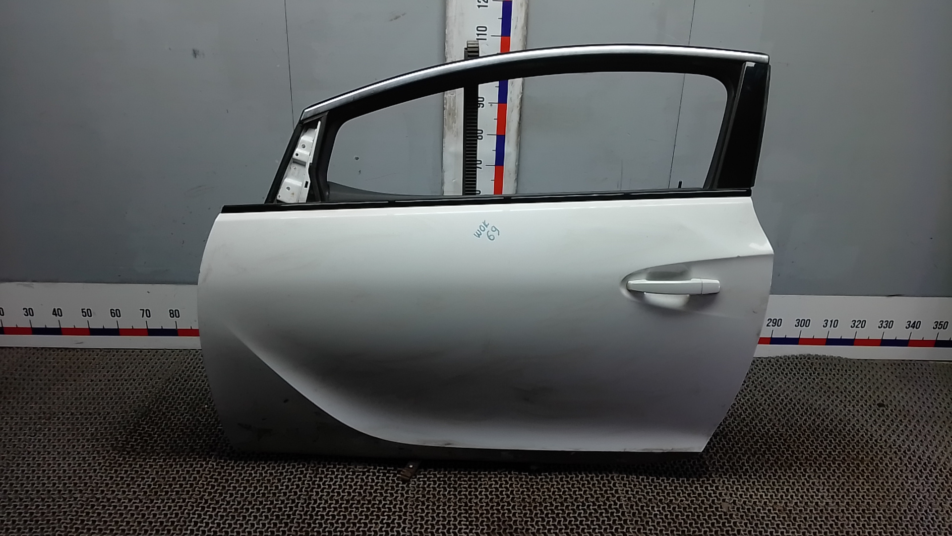 Дверь передняя левая Opel Astra GTC