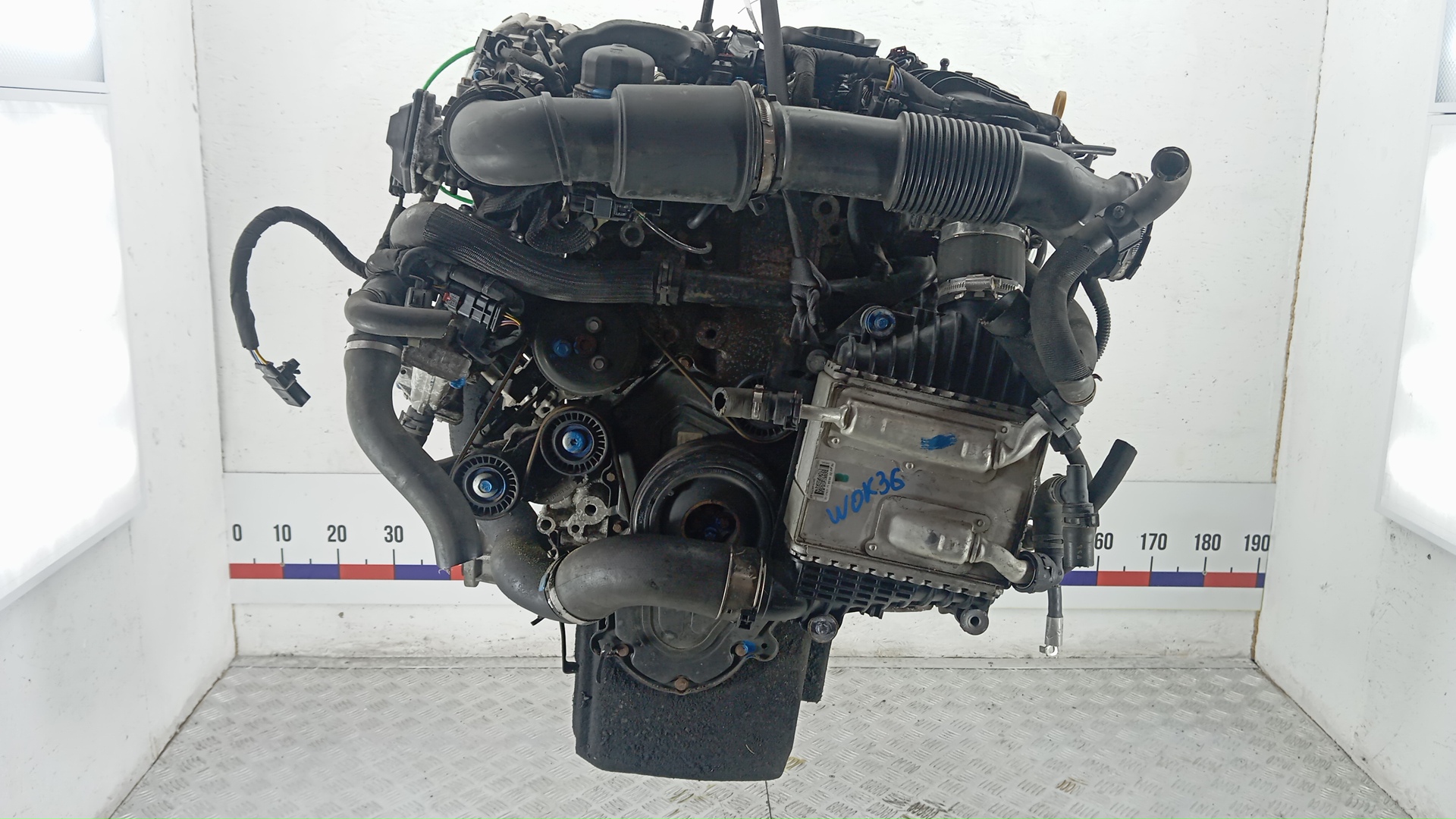 Двигатель дизельный Jaguar F-Pace 1