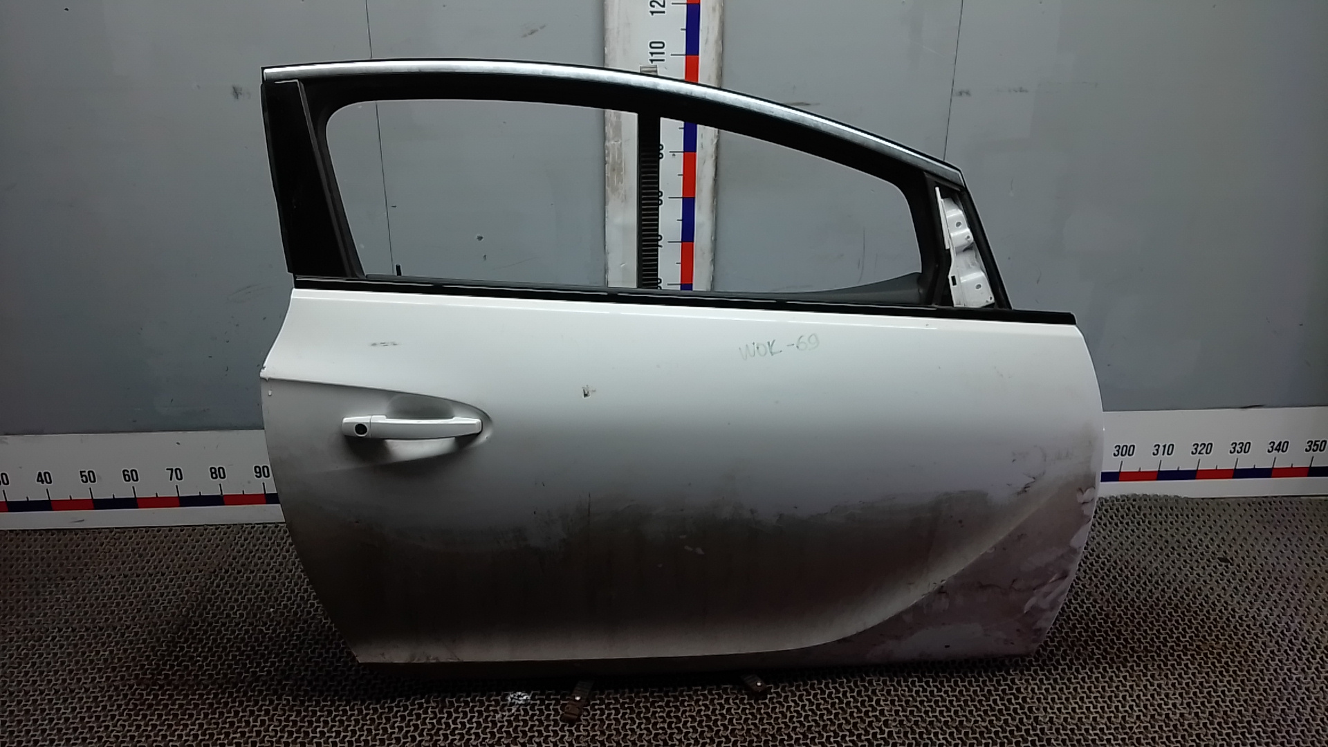 Дверь передняя правая Opel Astra GTC