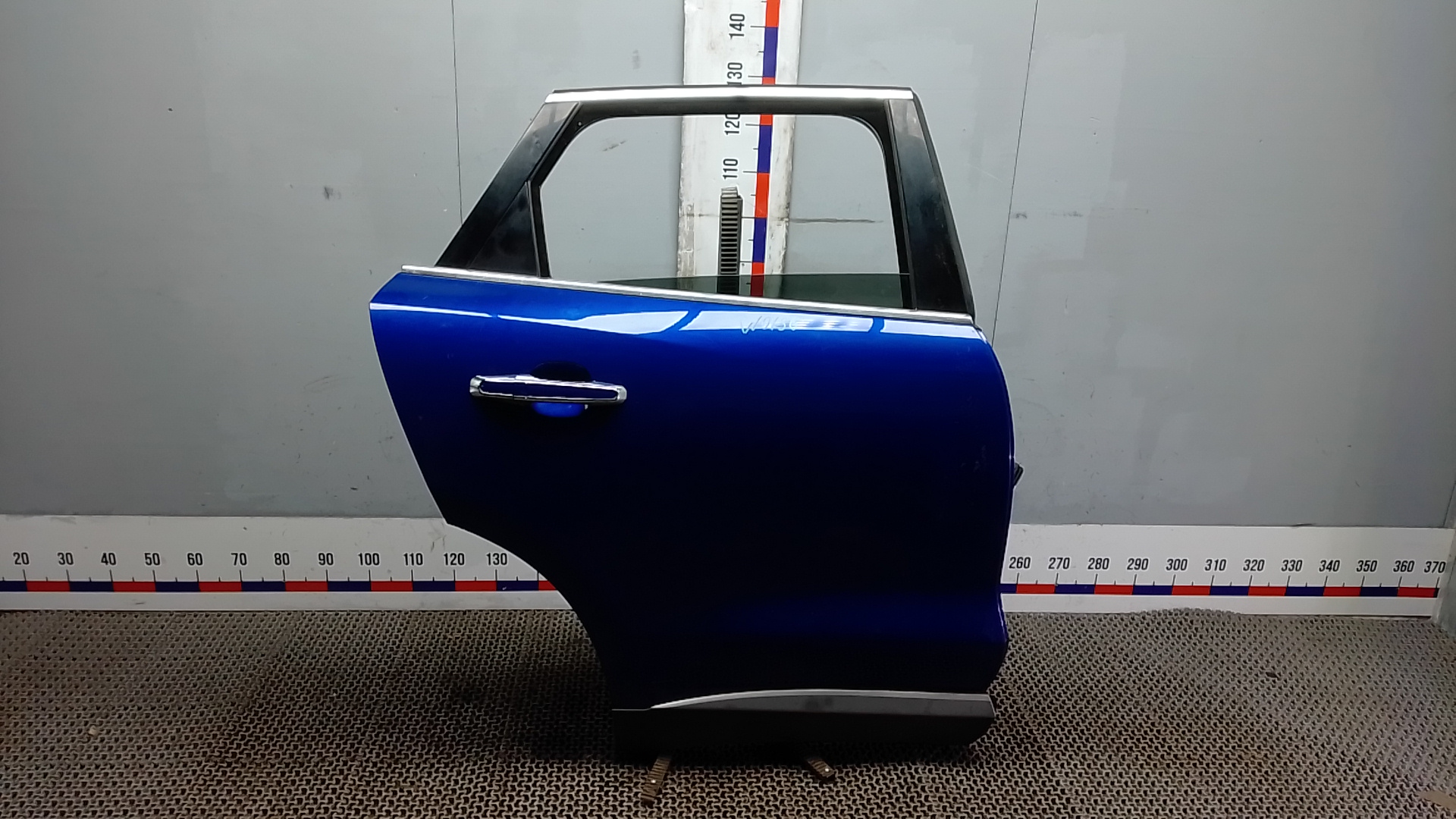 Дверь задняя правая Jaguar F-Pace 1