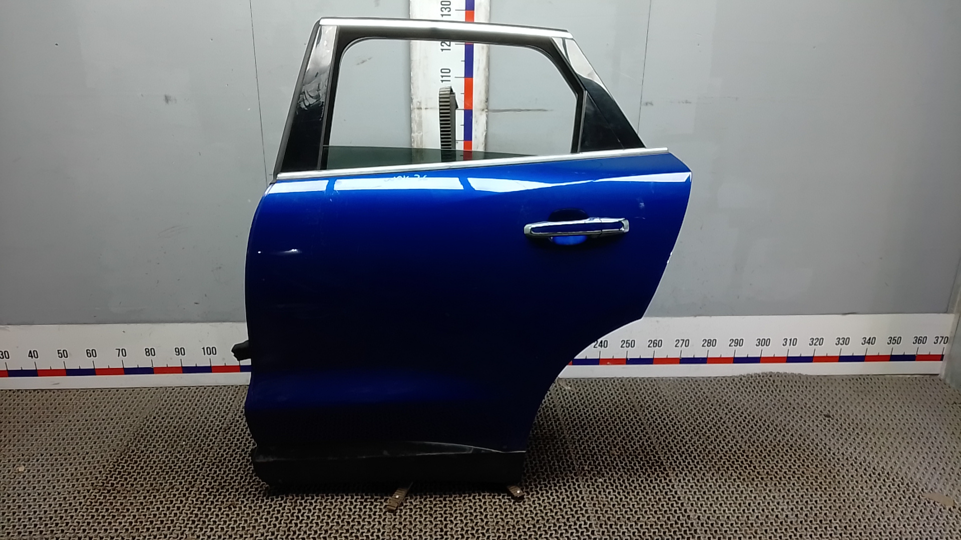 Дверь задняя левая Jaguar F-Pace 1